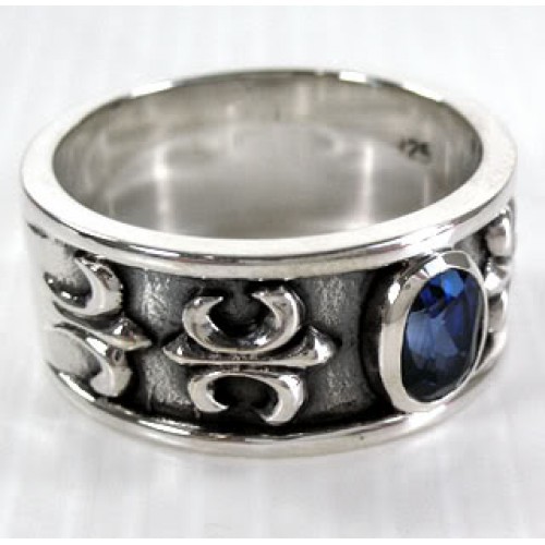 Серебряные мужские кольца были пользующимися популярностью много годов назад