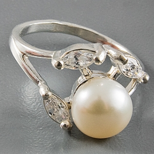 Серебряное кольцо 161055