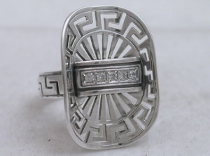 Серебряное кольцо бр-2110589