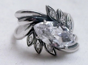 Серебряное кольцо бр-2111504