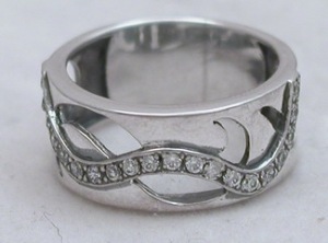Серебряное кольцо бр-2111519
