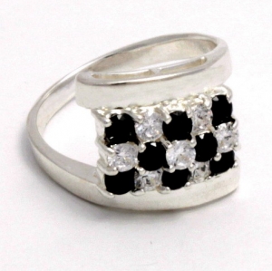 Серебряное кольцо бр-2111634