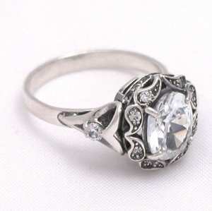 Серебряное кольцо бр-2111666