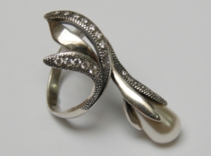 Серебряное кольцо бр-2170078