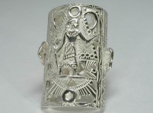 Серебряное кольцо Луксор бр-2100304