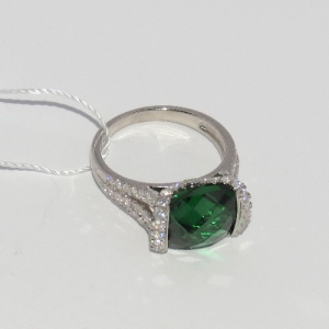 Серебряное кольцо с цирконием 155535
